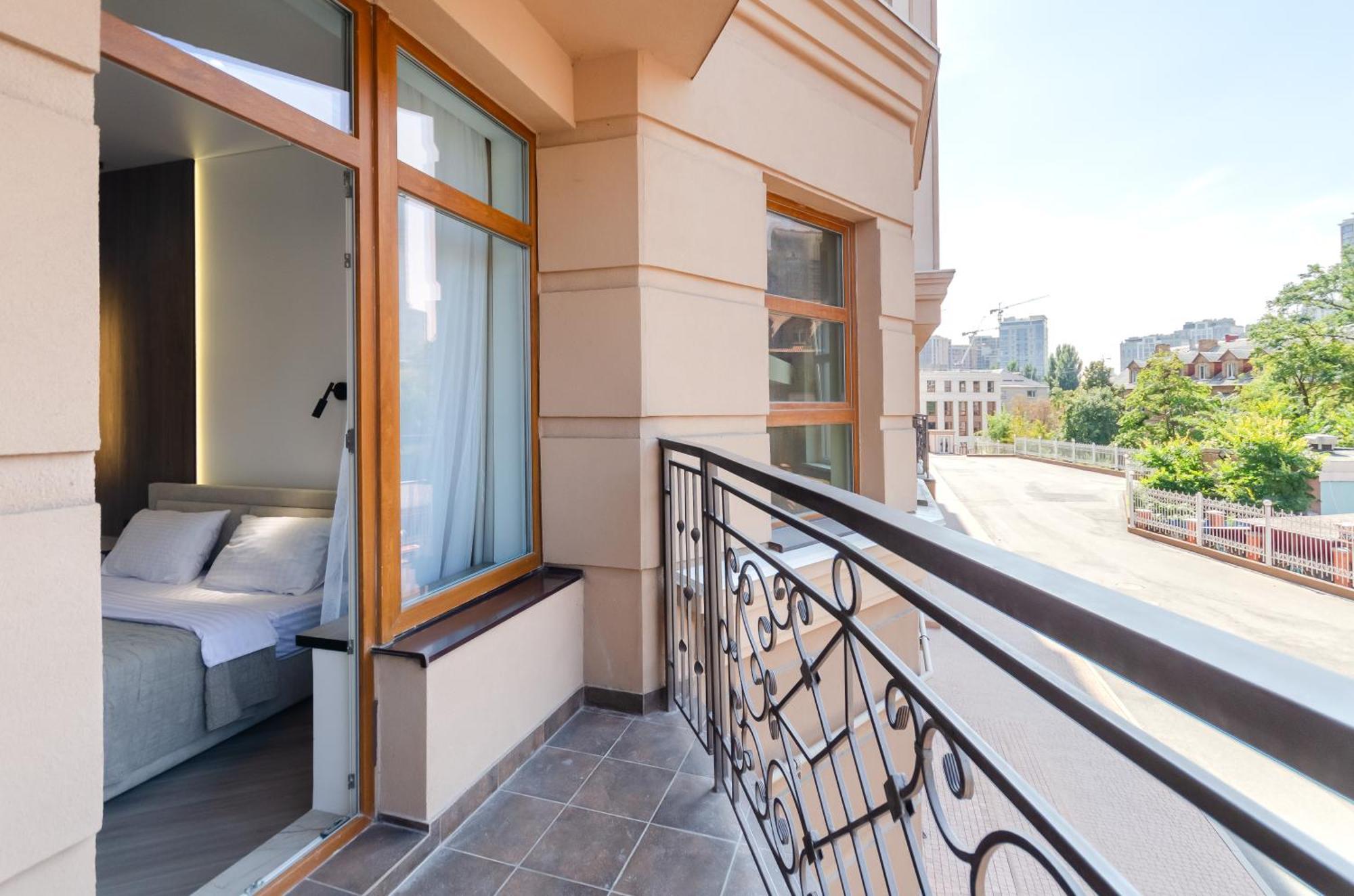 Petrovdom 02-76B Luxury Living In Rc Pechersk Plaza, Mykhaila Boichuka 19-А キエフ エクステリア 写真